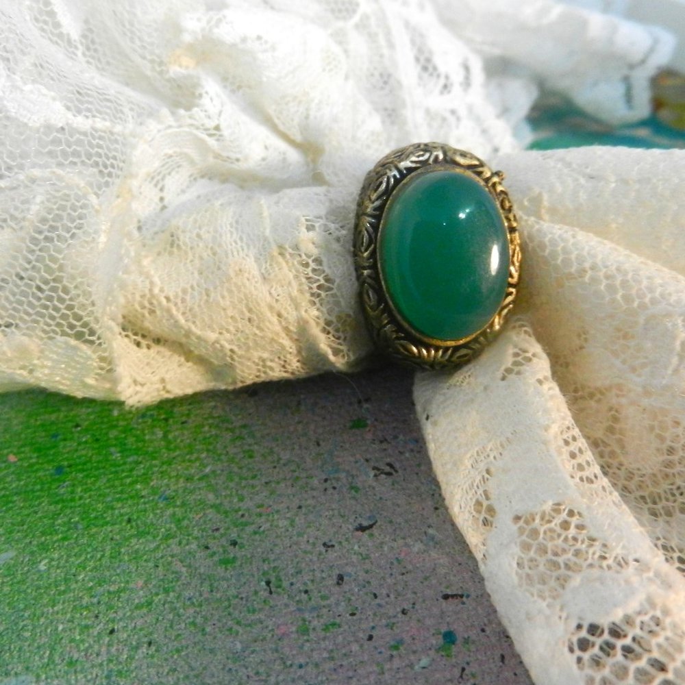 VTG Green chalcedony silver ring 925 silver overlay textured cabochon size 8.5
